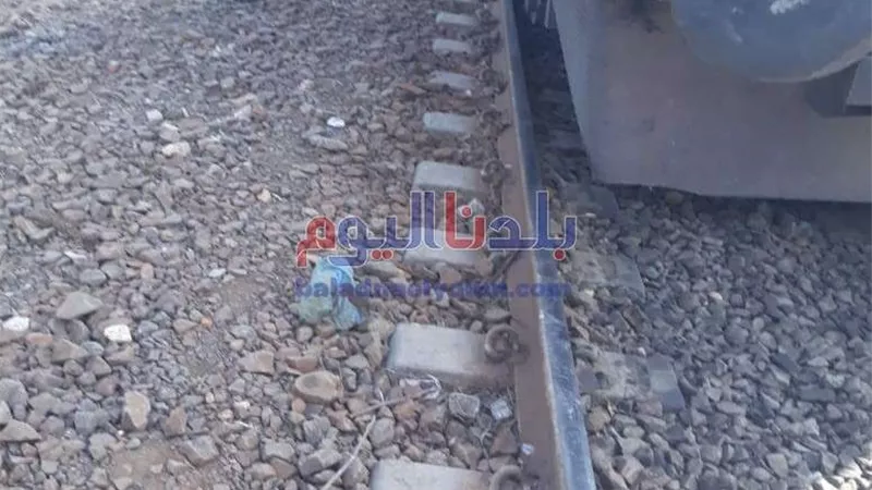 خروج قطار عن القضبان بمحطة الحلواصى بالمنوفية