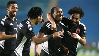 تعرف على القنوات الناقلة لمباراة الأهلي والترجي بأفريقيا