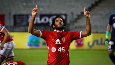 عم حارس يكشف سبب حب مدربى الأهلي لـ مروان محسن.. فيديو
