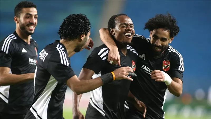 تعرف على القنوات الناقلة لمباراة الأهلي والترجي بأفريقيا