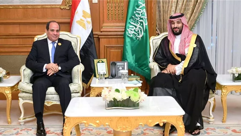 السيسي يلتقي ولي العهد السعودي على هامش القمة العربية الـ32
