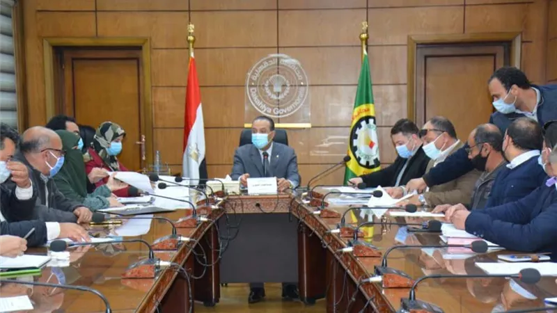 محافظ الدقهلية يكلف السكرتير العام برئاسة اجتماع متابعة تنفيذ الأعمال الجارية لتطوير العشوائيات