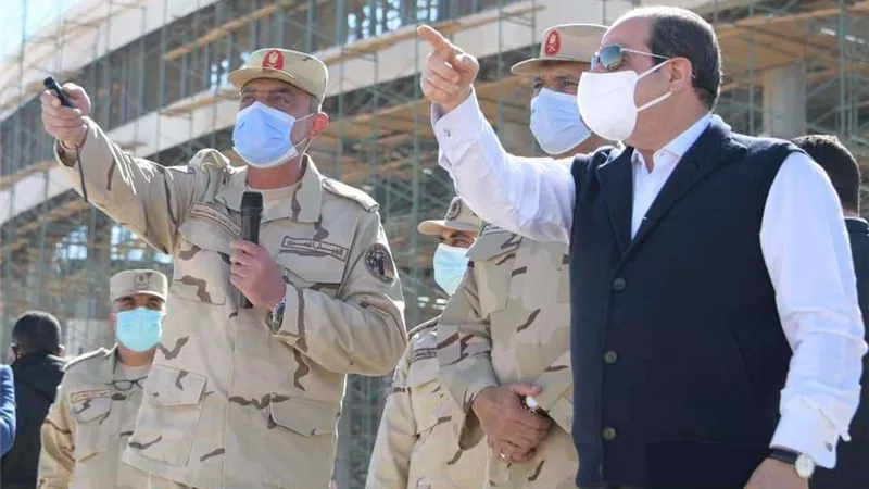 بالصور.. الرئيس السيسي يتفقد العاصمة الإدارية الجديد