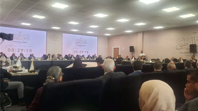 عبد الحميد كمال بمناقشات الحوار الوطني: تأخير المجالس المحلية يخالف الدستور