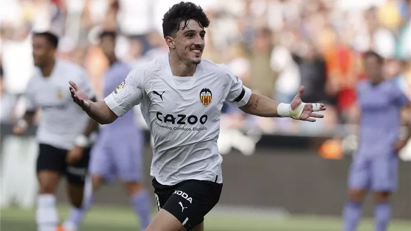 مباراة مثيرة.. فالنسيا  يفوز على  ريال مدريد في الدوري الإسباني