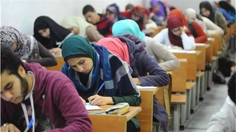 التعليم تبدأ تسليم أرقام جلوس الثانوية العامة للطلاب اليوم