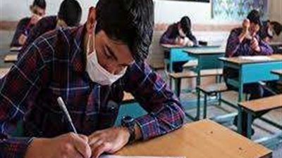 طلاب الشهادة الإعدادية بالقاهرة يختتمون امتحانات آخر العام بمادة العلوم