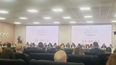 المصريين الأحرار يطالب بدراسة تجارب الدول الناجحة اقتصاديا