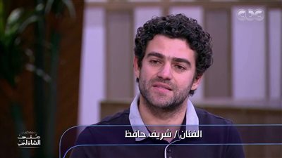 أشرف ذكي  يقدم واجب العزاء في والد الفنان شريف حافظ