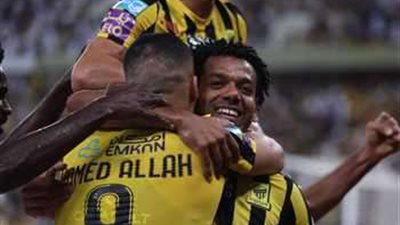 اتحاد جده يتقدم على الباطن بهدف نظيف في الشوط الأول