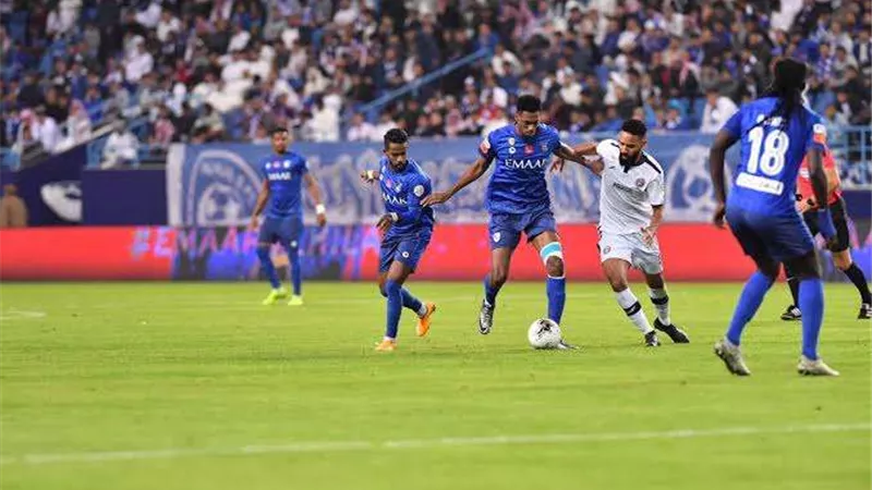 بحثًا عن المركز الثالث.. الهلال يلتقي العدالة في الدوري السعودي