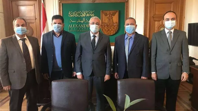 جامعة الإسكندرية تشرف على مشروع تبطين الترع بالدلنجات