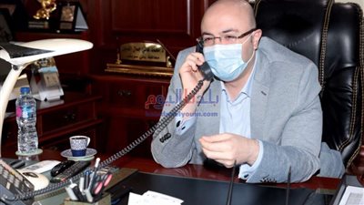 محافظ بني سويف يشيد بسيدة لقيامها بتربية طفل فقدته أسرته لأكثر من 17 عاما