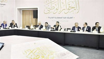 نقيب المعلمين بمناقشات الحوار الوطني: لدينا عجز فى الأعداد بلغ 400 ألف معلم
