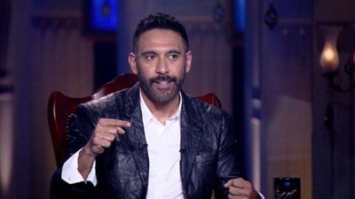 القصة الكاملة لخلاف عمرو مصطفى وأسرة أم كلثوم بسبب الذكاء الاصطناعي