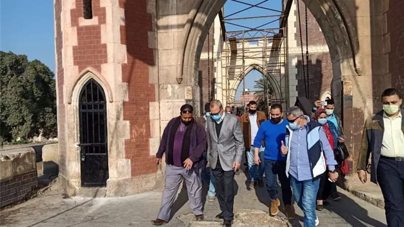 محافظ القليوبية يتابع صيانة كوبري محمد على بالقناطر