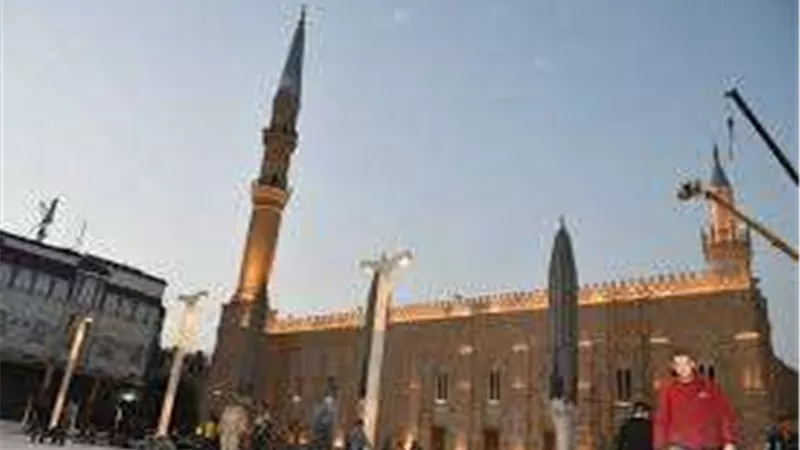 بث مباشر لـ شعائر صلاة الجمعة من مسجد الحسين