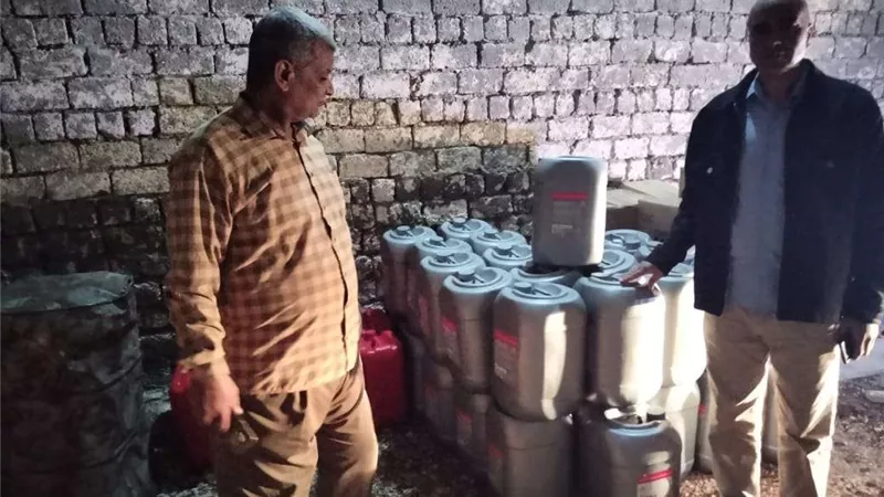 تموين الشرقية يضبط 1056 لتر زيت مجهول المصدر بأبو كبير