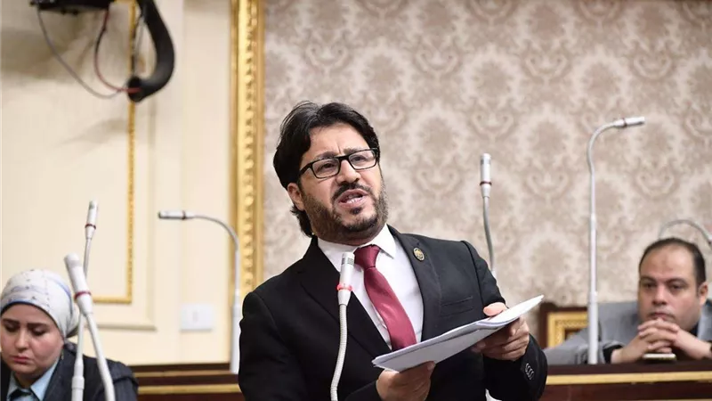 النائب أحمد البرلسي في مواجهة ساخنة مع وزير المالية بالبرلمان