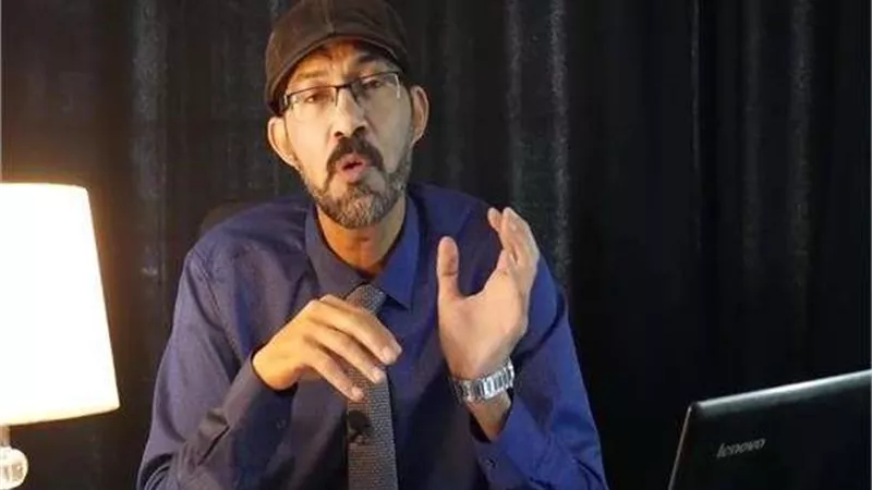 الإخواني الهارب ياسر العمدة يشارك في انتخابات الحزب الحاكم بتركيا