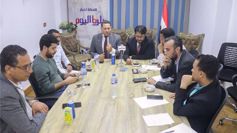 النائب علاء عصام خلال ندوة 