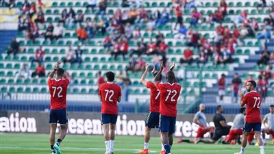 الأهلي يسجل الهدف الأول في شباك سيراميكا كيلوباترا