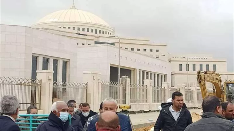 مسئولو 