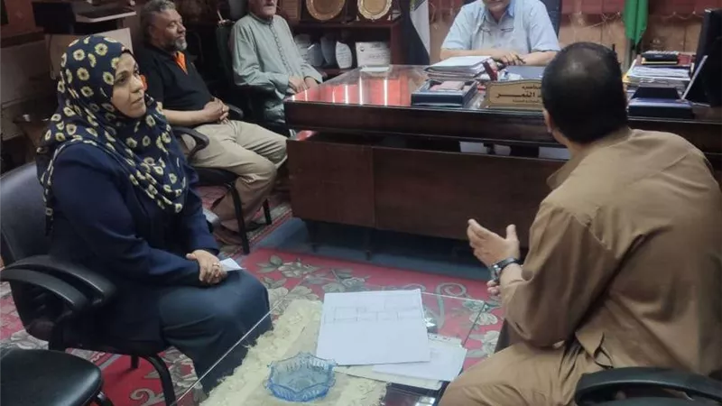 رئيس مدينة أشمون يلتقى بالمواطنين