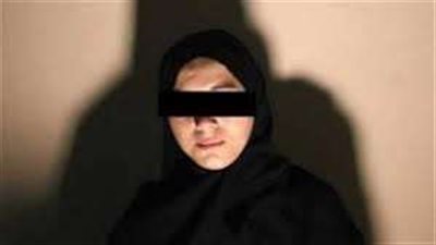هاربة من 65 حكمًا.. حبس ربة منزل في القليوبية