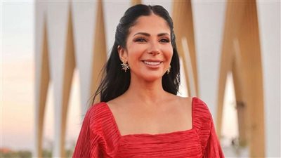 منى زكي في حلقة خاصة مع الإعلامي محمود سعد ببرنامج Sold Out