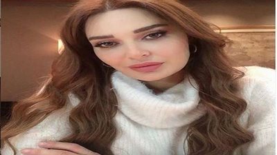 متنوعة وجذابة.. 10 صور تكشف أناقة فساتين سيرين عبد النور