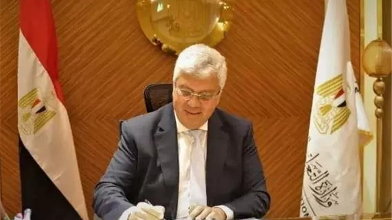 التعليم العالي تعلن عن منح لطلاب الثانوية العامة الحكومي والتجريبي ومدارس المتفوقين