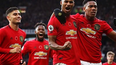 خليفة رونالدو يشدد الخناق على صلاح في ترتيب أفضل هدافي 