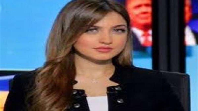 ياسمين عز 