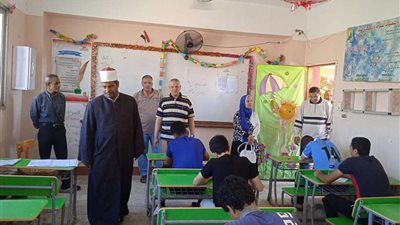 «بيومى» يتفقد لجنة فتيات عمر بن عبدالعزيز النموذجى بالإسماعيلية