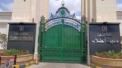 الخشت: استكمال أعمال البنية التحتية التكنولوجية بمدن جامعة القاهرة وتحويلها إلى مدن ذكية