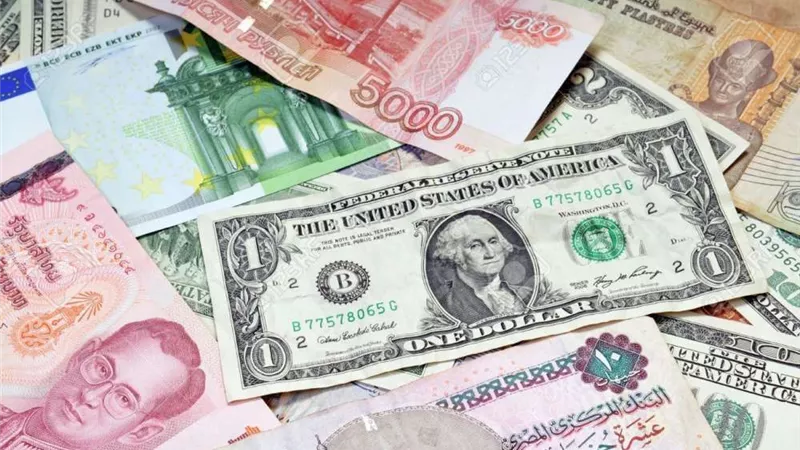 تعرف على أسعار العملات الاجنبية والعربية اليوم الثلاثاء.. فيديو