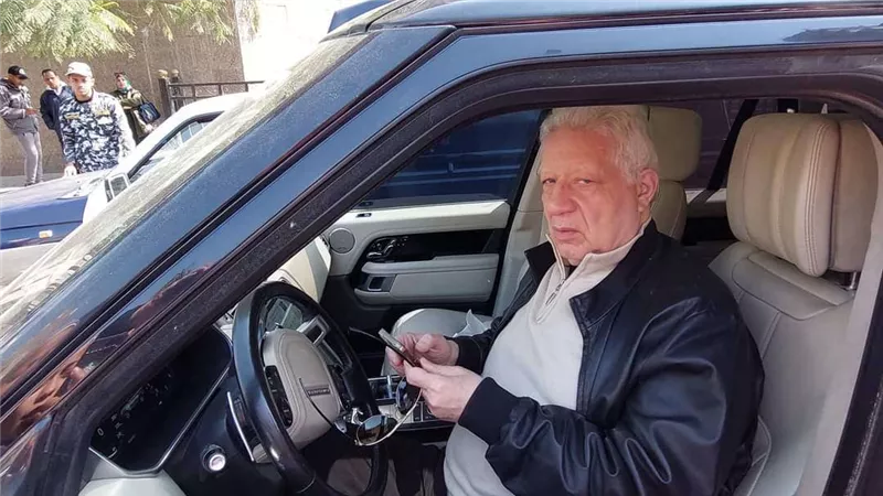 مواطن يحرر أول توكيل لمرتضى منصور  لـ تأسيس حزب الإخلاص
