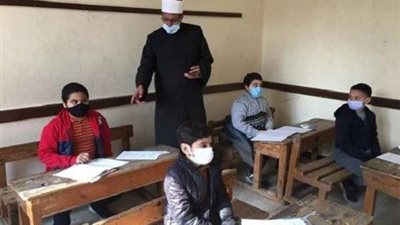 شيخ الأزهر يوجه بتوفير سبل الراحة للطلاب داخل اللجان