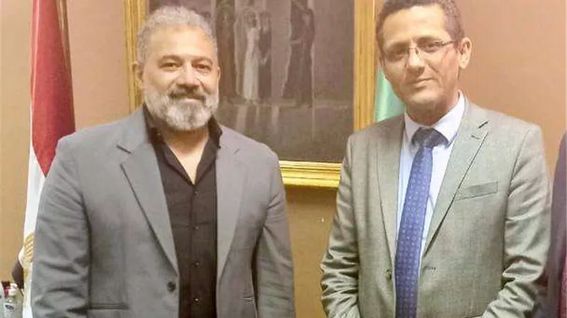 نقيب الصحفيين يلتقي رئيس دار الأوبرا لبحث سبل التعاون.. تفاصيل