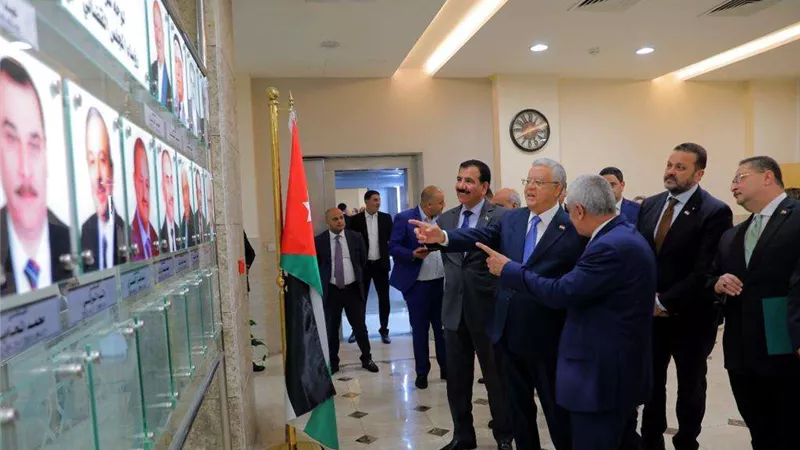 حنفي جبالي يلتقي رئيس المجلس القضائي الأردني