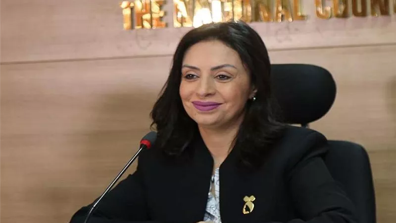 مايا مرسي مشيدة ببرنامج «هي تقود»: غير نظرة الطلاب والأهالي للتعليم الفني