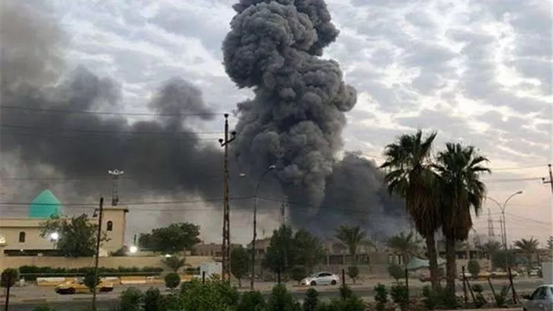 الدفاع المدني السعودي: سقوط مقذوف عسكري أطلقته ميليشيا الحوثي تجاه منطقة الجازان