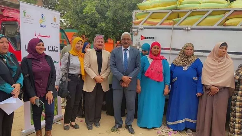 محافظ المنيا: استكمال مشروعات (برنامج فرصة) للتمكين الاقتصادي لأسر تكافل وكرامة