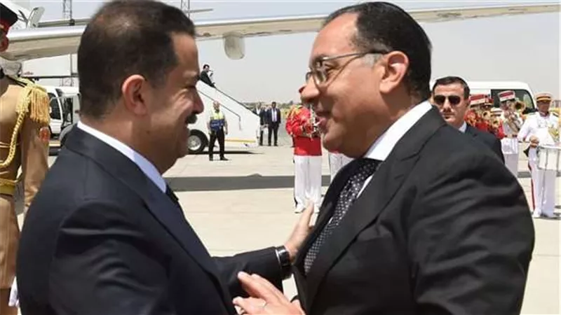 رئيسا وزراء مصر والعراق يشهدان توقيع عدد من الاتفاقيات بين البلدين