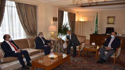 أبو الغيط ووزير الخارجية التونسى يبحثان سبل تعزيز العمل العربى المشترك