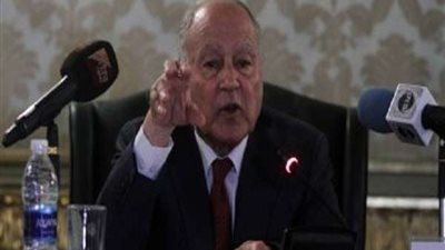 أبو الغيط لوزير خارجية اليمن: جماعة الحوثى تُنفذ أجندة إيرانية