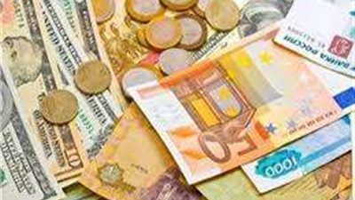 تعرف على أسعار العملات العربية والأجنبية اليوم الخميس.. فيديو