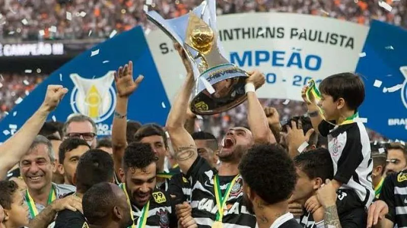 توصية مرتقبة بتعليق كافة البطولات في البرازيل