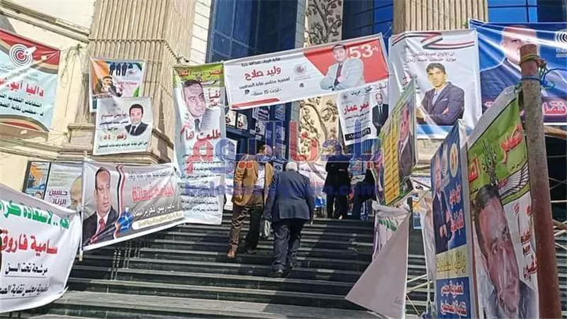 بالصور..توافد الصحفيين على مقر النقابة للمشاركة في انتخابات التجديد النصفي
